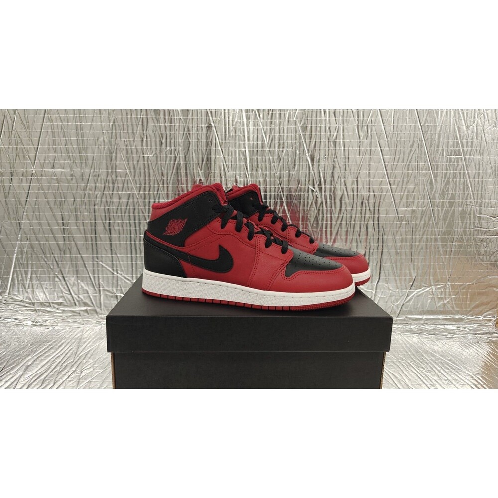 Jordan 1 Mid Reverse Bred (GS) Gym Red Black 554725-660 Size-7Y